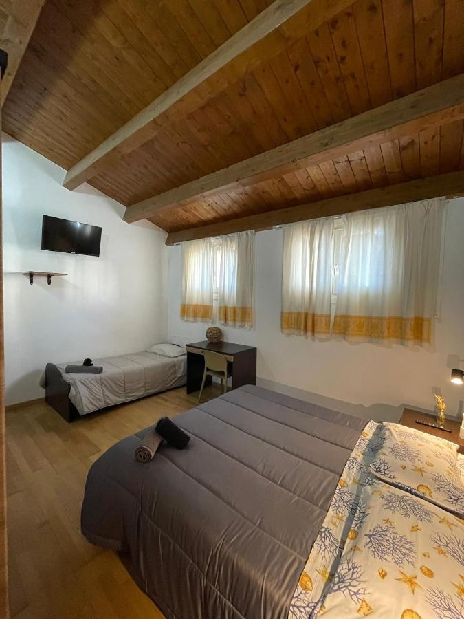 Il Vicoletto Guest House Порто Торес Екстериор снимка