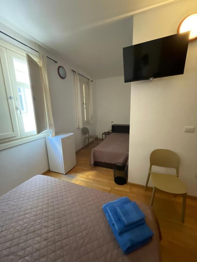 Il Vicoletto Guest House Порто Торес Екстериор снимка